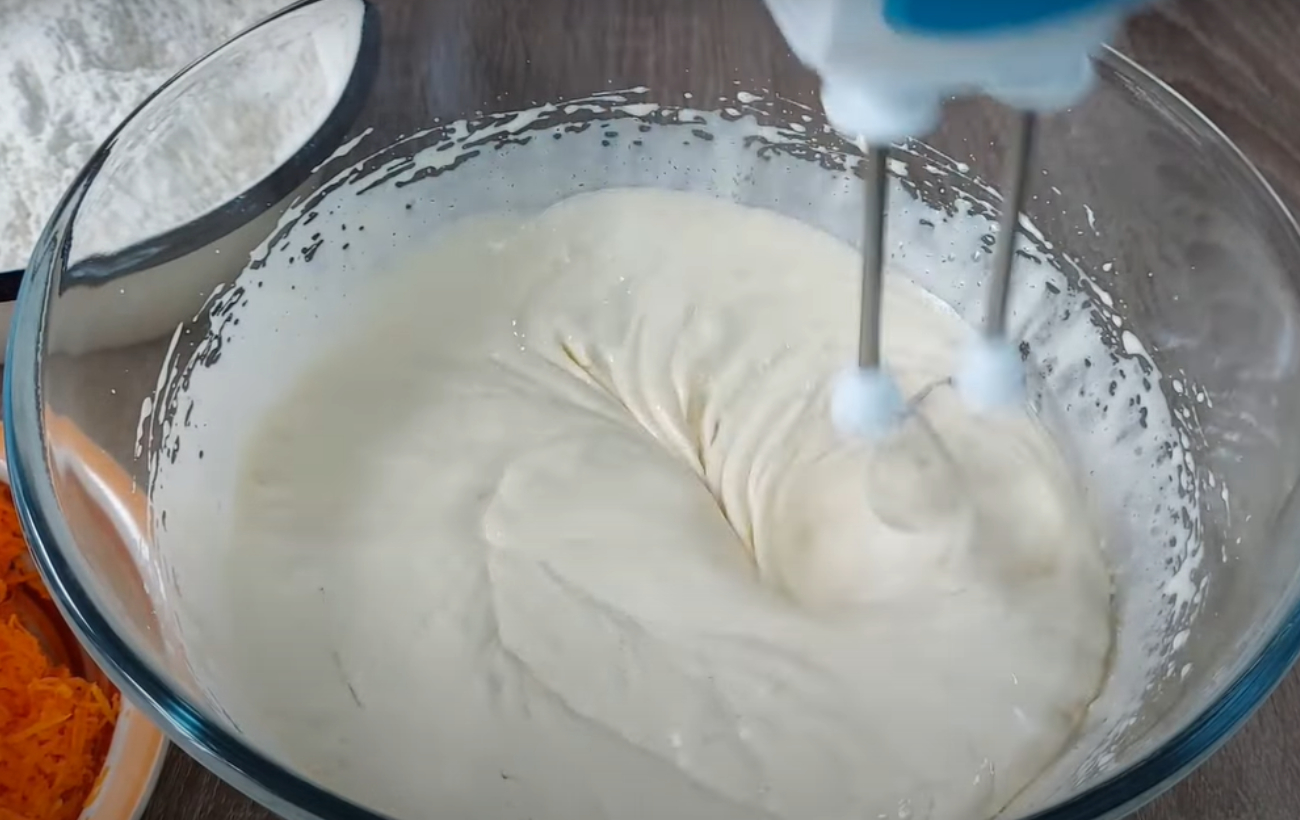 Морковный бисквит с кремом: рецепт вкусного воздушного десерта